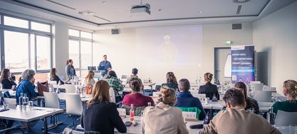 Social Media in Versicherungen 2026