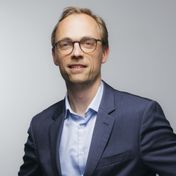 Dr. Thorsten Voith von Voithenberg