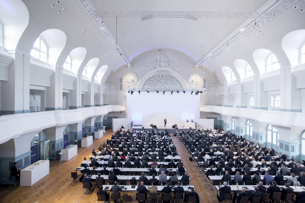 grosser-saal-kongresshalle