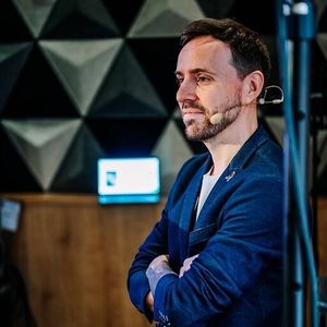 Ref_Erik Stretz