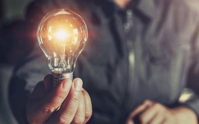 Web-Seminar "Customer Experience neu gedacht: KI im Kundenservice der Energiewirtschaft mit Amazon Connect Customer"