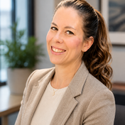 Dr. Johanna Eckert