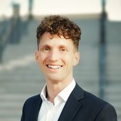 Ref_Julius Kretz