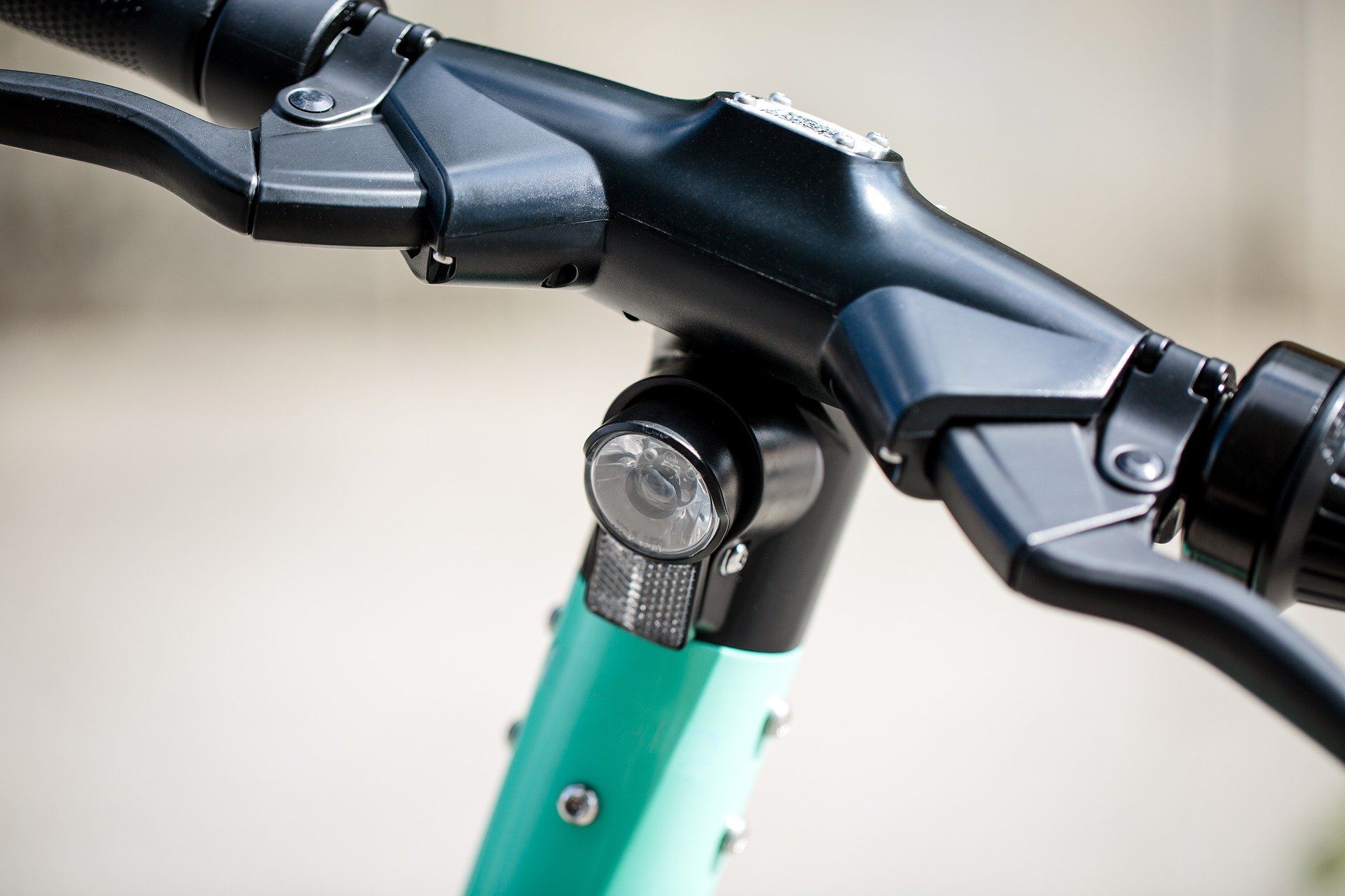 E-Scooter – ein Fall für die Versicherung?