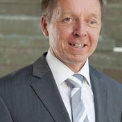 Prof. Dr. Rolf Arnold
