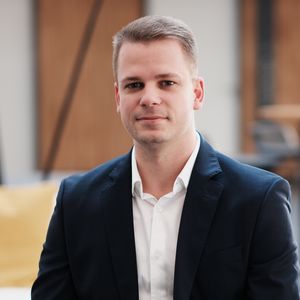 Ref_Erik Eichhorn
